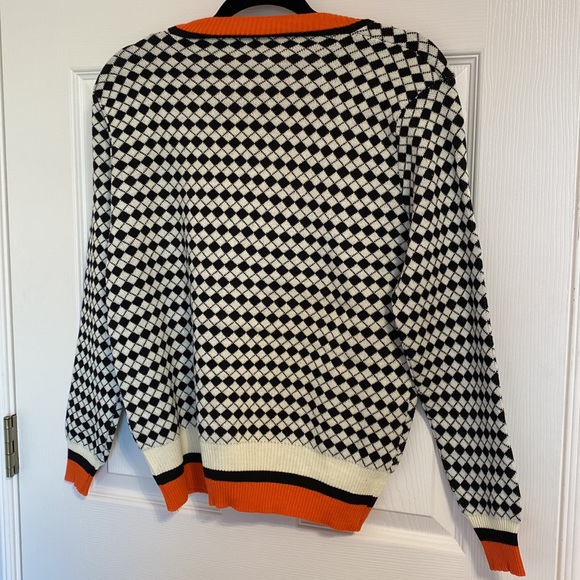 Nice Cardigan - Picture 2 of 2